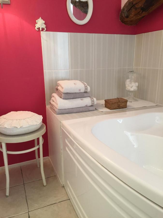 La Cle Des Songes Bed and Breakfast Claviers Εξωτερικό φωτογραφία